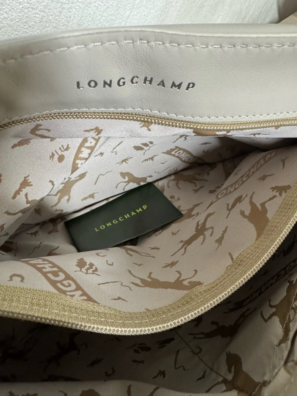 Longchamp Light Beige Leather Saddle Shoulder Hobo Bag